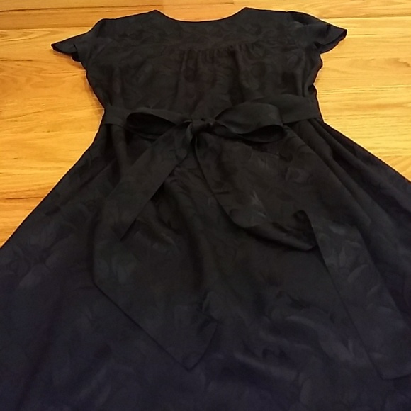 Normandy Blue Silk Animal Print Jacquard - Picture 7 of 8